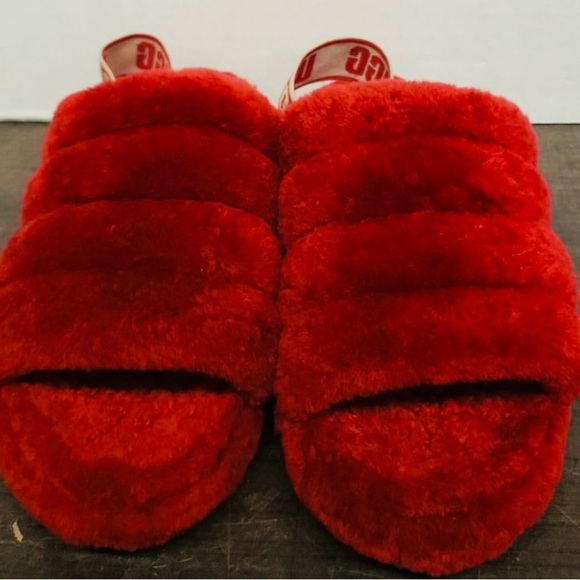 UGG Red Fluffy Slide Sandals /Slippers VGC Size 8 Women’s - Picture 6 of 8